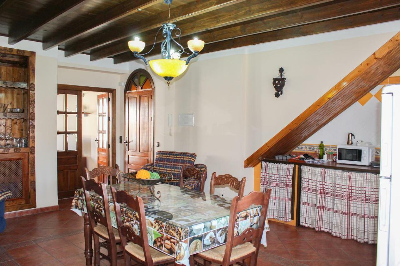 Casa De Teones Pensionat Montecorto Exteriör bild